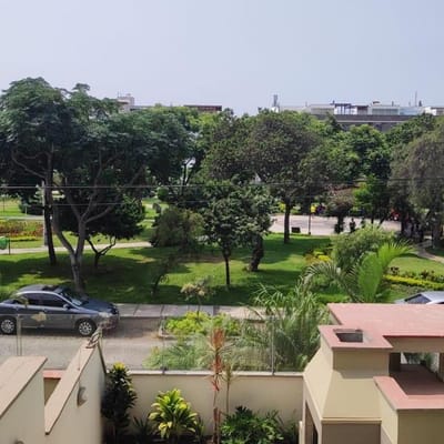 Venta de Departamento de  habitaciones y  m  frente a Parque