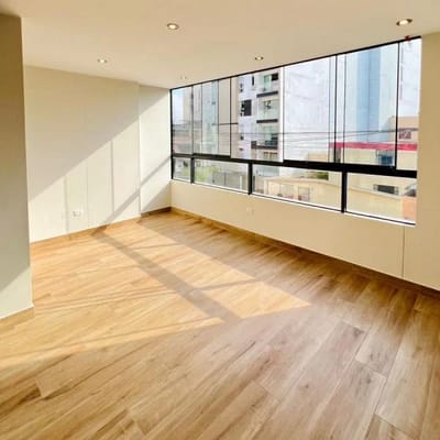 Departamento de  dormitorios en la mejor zona de Surquillo
