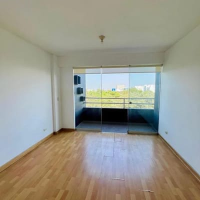 ALQUILO DUPLEX FRENTE A PARQUE EN LA CALERA SURQUILLO