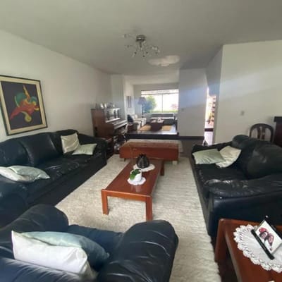 SE VENDE CASATERRENO DE M EN SAN BORJA