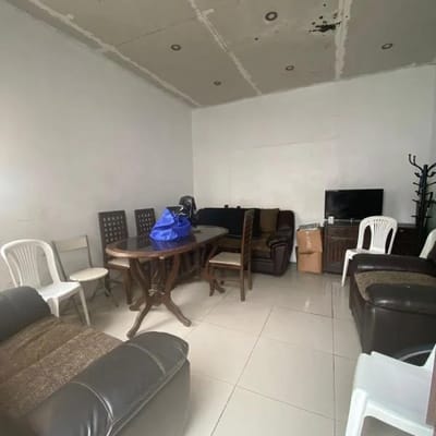 SE VENDE CASATERRENO DE M EN MAGDALENA DEL MAR