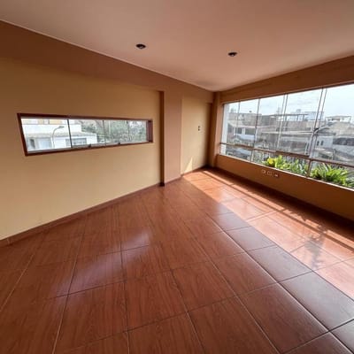 lindo flat de  dormitorios mas cochera en Surco