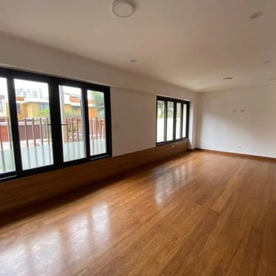 Dpto Triplex m    cocheras Residencial Piura Miraflores