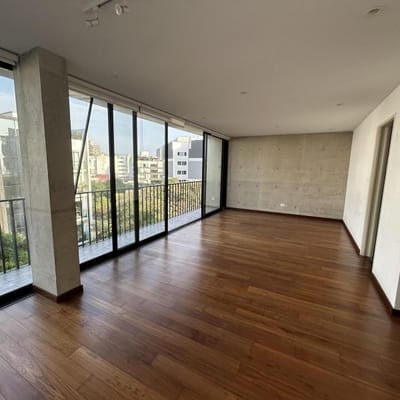 Hermoso y amplio departamento en Miraflores m