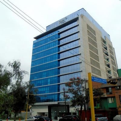 Oficinas Empresarial C E La Encalada  C C El Polo  Embajada de los EEUU