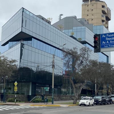 Oficinas Corporativas Centro Empresarial Santa Cruz