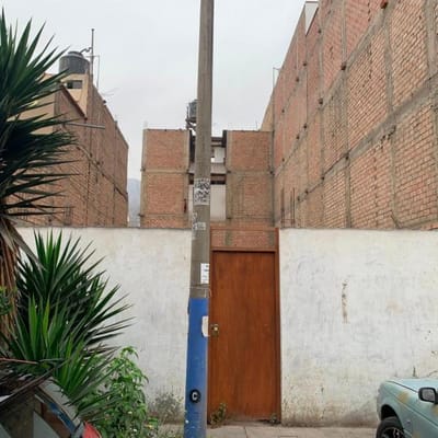 Ate  Urbanizacin Alpamayo Terreno en Venta con Zonificacin RDM para  Pisos