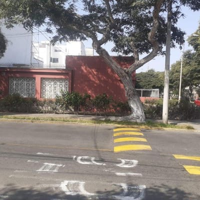 Casa ideal para proyecto Miraflores Kare