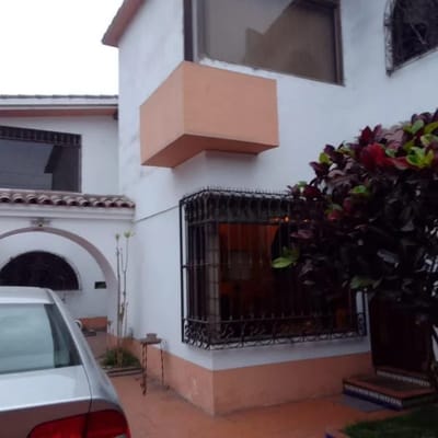 Venta de casa como vivienda o para proyecto inmobiliario Corpac San Isidro