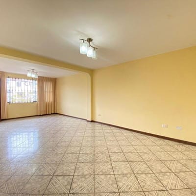 EXCLUSIVO DEPARTAMENTO EN CHORRILLOS CERCA A TODO