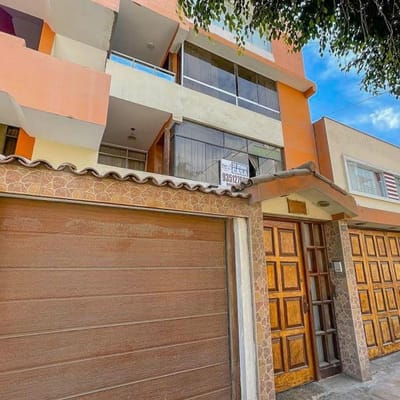 VENDO ACOGEDOR DUPLEX EN PRIMER Y SEGUNDO PISO