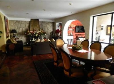 Venta de Casa  Pisos en Las Casuarinas Zona Residencial