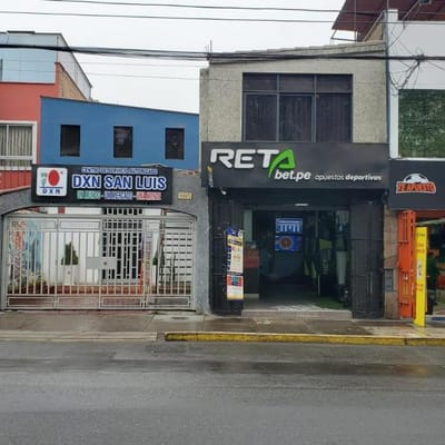 EN VENTA LOCAL COMERCIAL SAN LUIS
