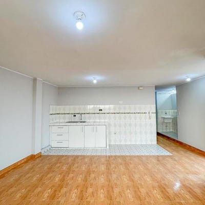 Departamento Amplio E Iluminado con Buena Ubicacin