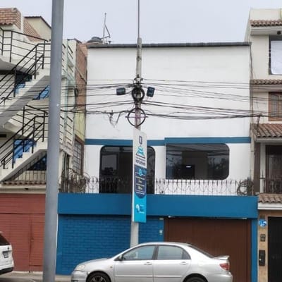 Alquilo casa ideal para empresas administrativas o negocios