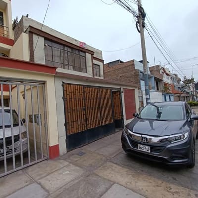 Vendo Casa cerca a San Marcos Y la Catolica