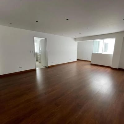 VENTA DE LTIMO DEPARTAMENTO FRENTE A PARQUE EN URB VISTA ALEGRE SURCO