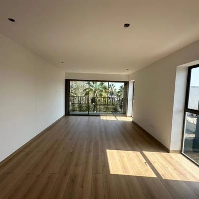 VENTA DE  DEPARTAMENTOS DE  HABITACIONES FRENTE A PARQUE EN SURCO