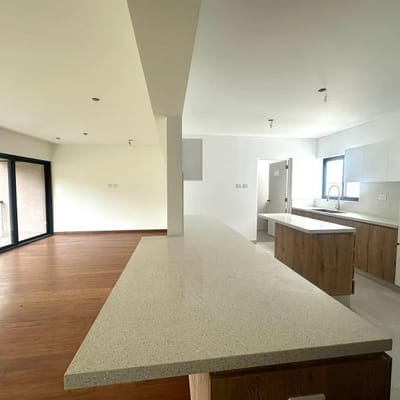 VENTA DE DPLEX DE  DORMITORIOS CON TERRAZA EN LA AURORA MIRAFLORES