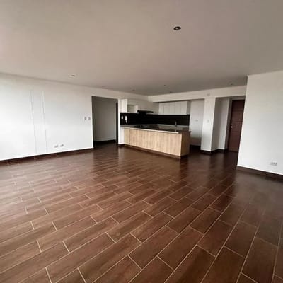VENTA DE DEPARTAMENTO DE  HABITACIONES  EN LOS ROSALES SANTIAGO DE SURCO