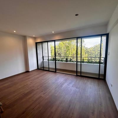 Venta de Exclusivo Departamento Duplex Frente a Parque en Surco