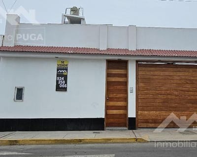 VENTA DE CASA EN ASOCIACION LOS SUSPIROS LURIN