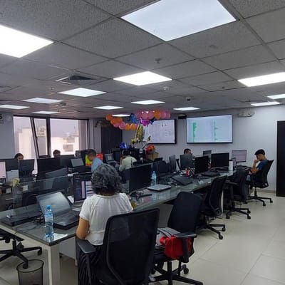LINCE Venta oficina  m implementadas