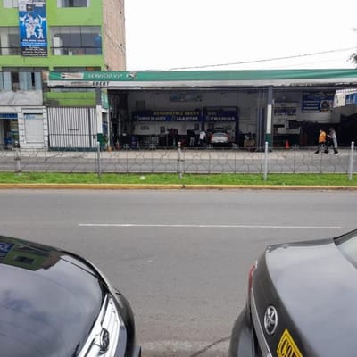 FRANQUICIAS ALQUILEN HOY ESTE CENTRICO LOCAL