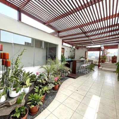 Venta de Duplex con Espectacular  Terraza y vista al  Parque  Surco