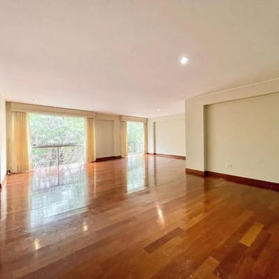 Venta de Departamento en Urb Los Granados Santiago de Surco