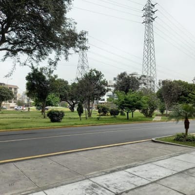 VENTA DE TERRENO  m PRECIO NEGOCIABLE  LA MOLINA