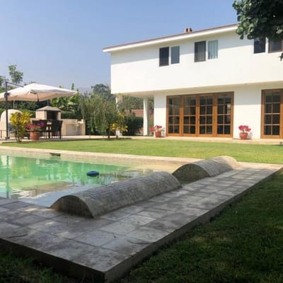 VENTA DE HERMOSA Y CNTRICA  CASA  CIENEGUILLA