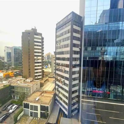 SE ALQUILA OFICINA  EN SAN ISIDRO  EDIFICIO CON CERTIFICACION LEED
