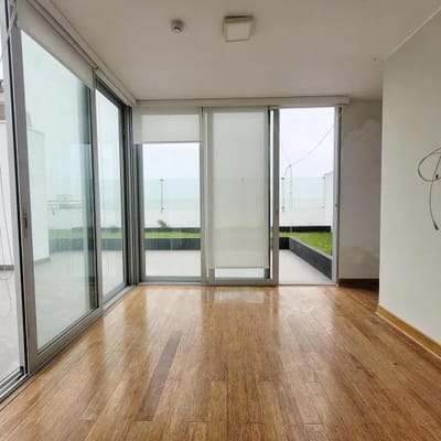 PenthouseDplexPetfriendly  A Unas Cuadras de  de Mayo y Mir Quesada