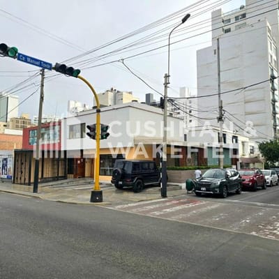 Venta de Local Comercial en Miraflores
