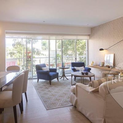 Se vende amplio y elegante departamento del Arquitecto Armando Paredes