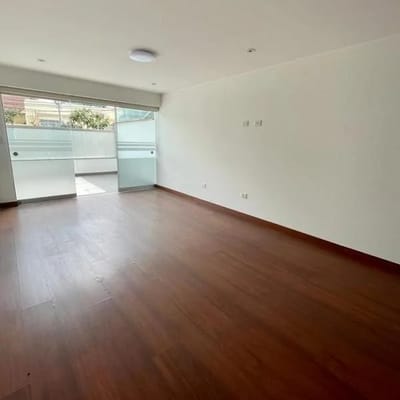 AMPLIO DPTO ER PISO  DORM CERCA COLEGIO SAN SILVESTRE