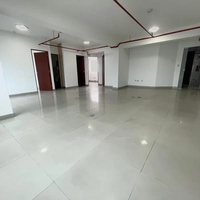 ALQUILER DE OFICINA DE  M C SEPARACIN DE AMBIENTES  JESS MARA