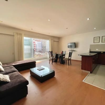 VENTA DE DEPARTAMENTO AMOBLADO CON   M C VISTA INTERNA MIRAFLORES