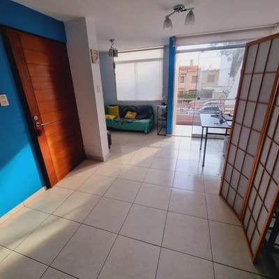 VENTA DE DPTO DUPLEX AMPLIO E ILUMINADO  M CVISTA EXTERNA CHORRILLOS