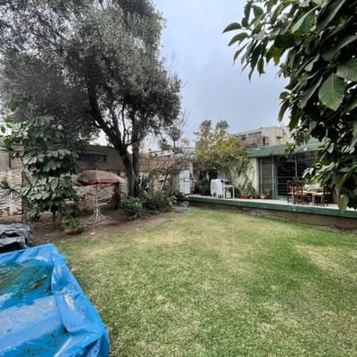 VENTA DE CASA EN VENTA C JARDIN Y PARRILLA  AV VELASCO ASTETE SAN BORJA