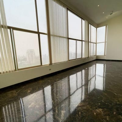 VENTA DE EXCLUSIVO Y AMPLIO PENTHOUSE DE  M C VISTAFRENTE AL LIMA GOLF CLUB