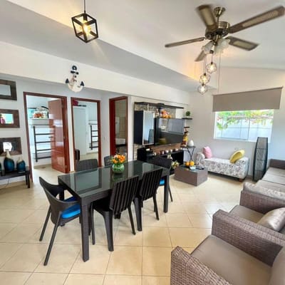 SE VENDE CASA CAMPO MAR DE DOS PISOS  M EN EL CONDOMINIO CHOCAYA ASIA