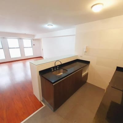 Se Alquila Departamento de  m  Dorm en Segundo Piso Miraflores