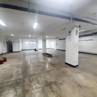 Edificio Comercial  pisos en avenida comercial Surquillo