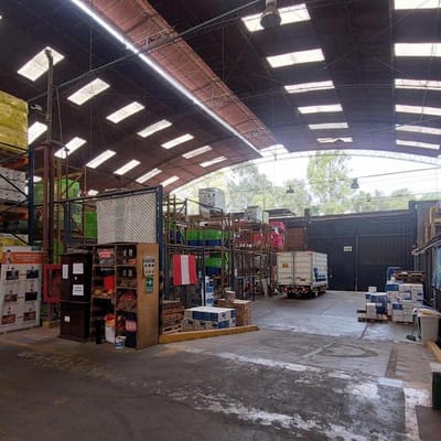 Local industrial en SANTA RAQUEL