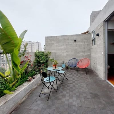 Duplex con gran terraza y vistas a Barranco