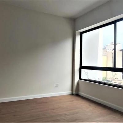 VENTA DEPARTAMENTO TRIPLEX EN ESTRENO  MIRAFLORES