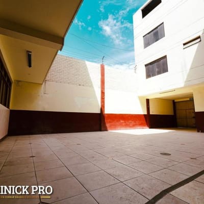 Alquiler de local comercial en SMP  Santa Apolonia