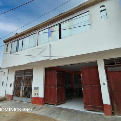 SE ALQUILA AMPLIO LOCAL COMERCIAL A TRES MINUTOS DE LA PANAMERICANA NORTE